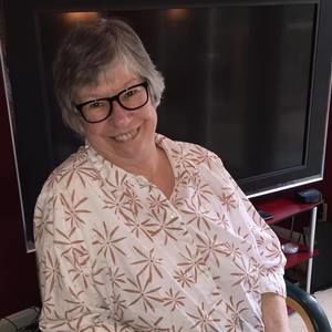 Meet your Posher, Lucille